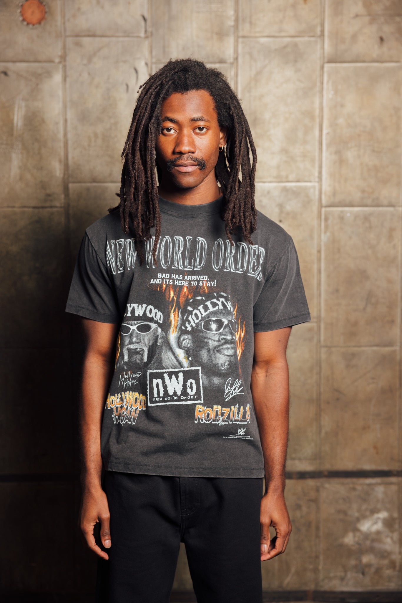 UNSTOPPABLE TEE